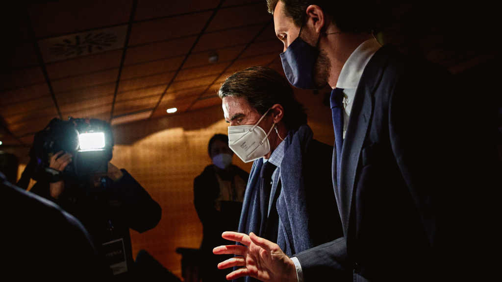 José María Aznar e o presidente del PP, Pablo Casado. (Foto: Europa Press)