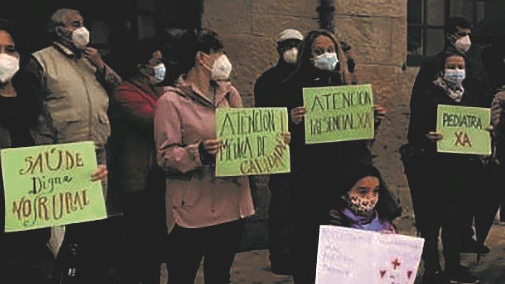 Protesta sanitaria en Cerdedo. (Foto: Nós Diario)
