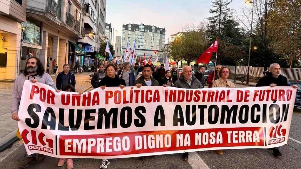 Manifestación do sector da automoción, esta quinta feira en Vigo. (Foto: Nós Diario)