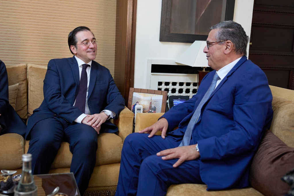 Albares (Exteriores) co primeiro ministro marroquí, Ajanuch, hoxe. (Foto: Ministerio de Asuntos Exteriores español)