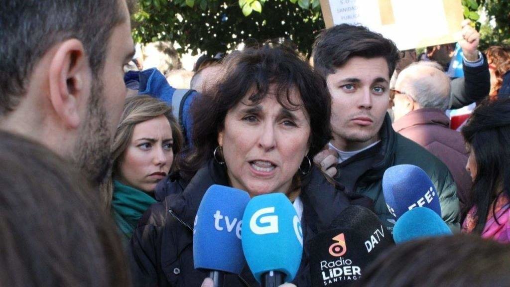 Isabel Faraldo, candidata de Podemos, en declaracións aos medios antes da manifestación deste domingo. (Foto: Europa Press)