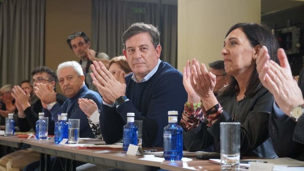 José Ramón Gómez Besteiro (no centro), nunha xuntanza do Comité Nacional do PSdeG decorrida en xaneiro de 2024. (Foto: Nós Diario)