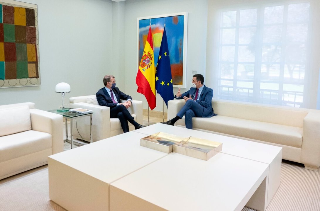 Primeiro encontro entre Feixoo e Sánchez na Moncloa. (Foto: Alberto Ortega/Europa Press)