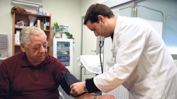 Unha consulta médica (Foto: Europa Press).