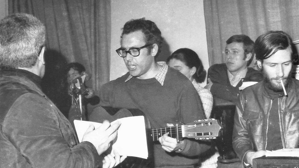 José 'Zeca' Afonso, o 8 de marzo de 1969 en Porto. (Foto: Sérgio Valente)