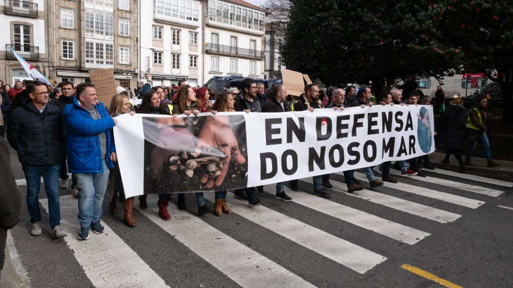 O sector do mar manifestouse por xunto en Compostela o 21 de xaneiro tras a crise dos pellets. (Foto: Arxina).