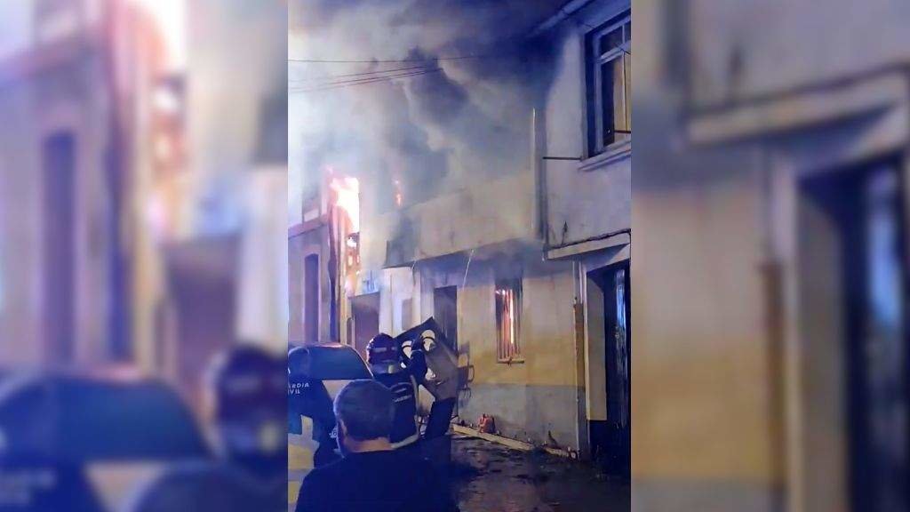 Incendio rexistrado en dúas vivendas de Culleredo, na sexta feira, 24 de maio. (Foto: Bombeiros de Arteixo)