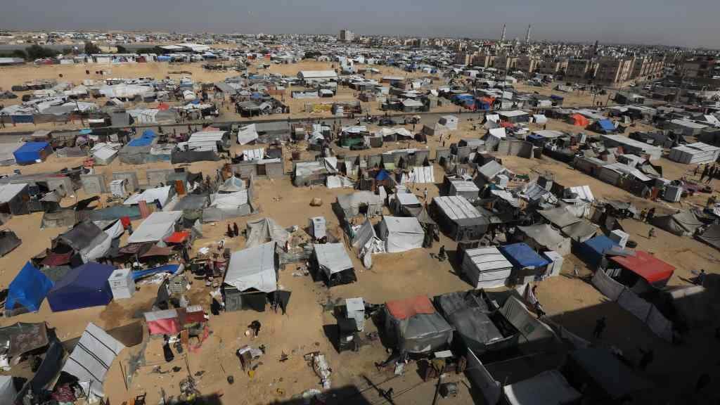 Campo de persoas desprazadas en Rafah, na Faixa de Gaza (Foto: mar Ashtawy / APA Images via ZUMA / DPA vía Europa Press).