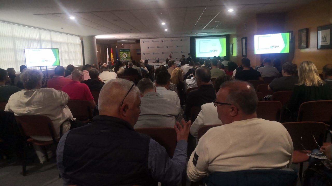 Unha das palestras organizadas na Semana Verde de Silleda (Foto: Nós Diario).