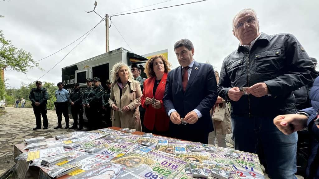 O delegado do Goberno estatal na Galiza, Pedro Branco, presentou a campaña en Melide esta quinta feira. (Foto: Nós Diario)