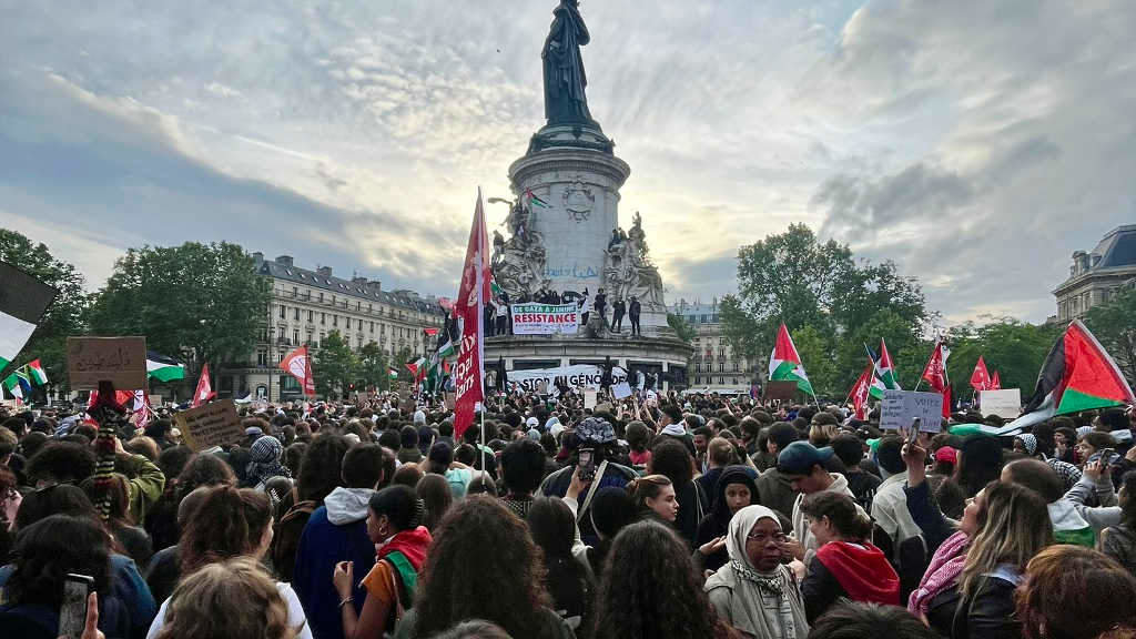 Manifestación contra a extrema dereita a cuarta feira en París, Francia. (Foto: Nida Kirmani)