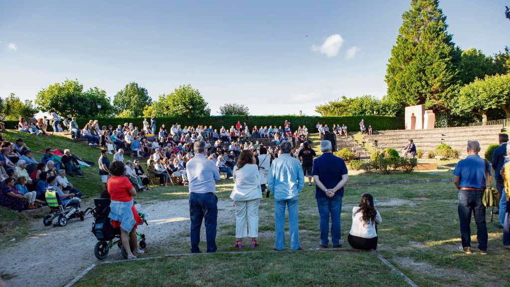 Acto do XXV aniversario do Monumento á memoria dos represaliados en Tui o pasado mes de xuño. (Foto: Demetrio Monteagudo).