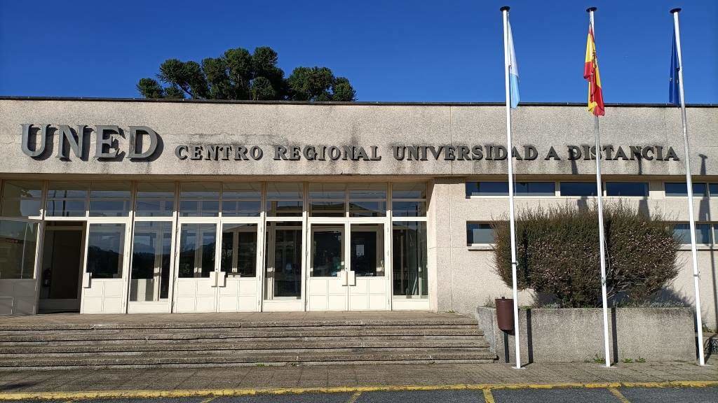 Centro da UNED en Pontevedra.