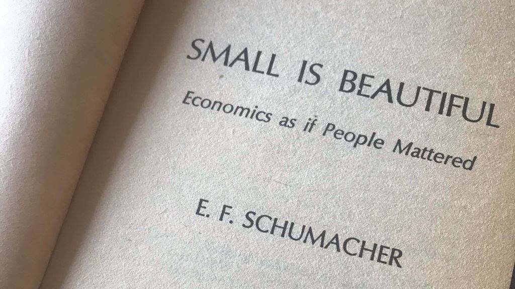 'Small is beautiful' de E. F. Schumacher. (Foto: Nós Diario)