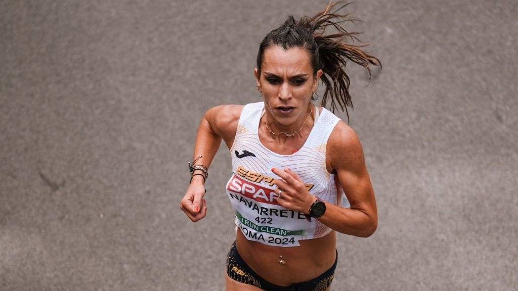 A viguesa Ester Navarrete correndo a media maratón do Europeo de Roma, onde foi bronce por equipos. (Foto: Sportmedia)