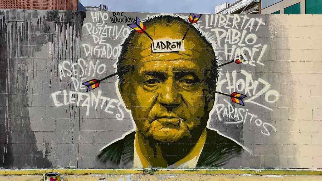 Mural en Barcelona contra Juan Carlos de Borbón e en solidariedade con Pablo Hasél (Foto: Roc Blackblock).