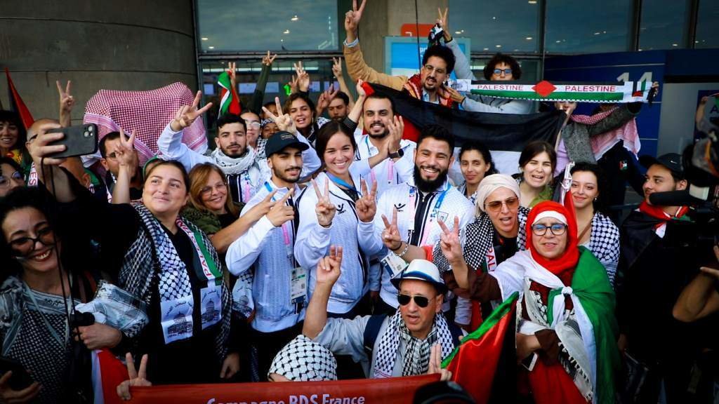 A delegación olímpica palestina, esta quinta feira, á súa chegada a París. (Foto: COP)