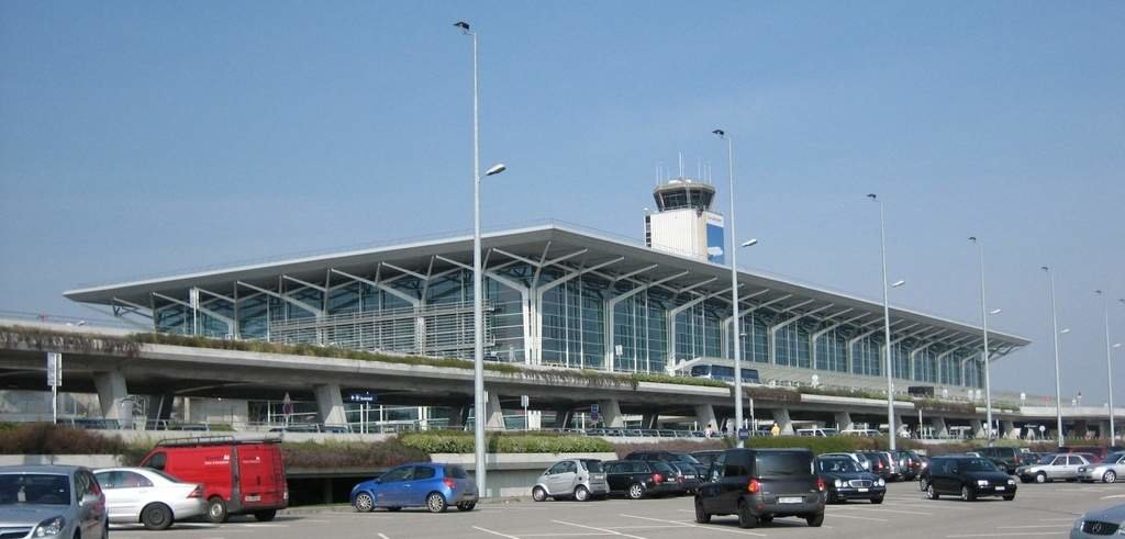 Aéroport_Bâle-Mulhouse_2 (1)