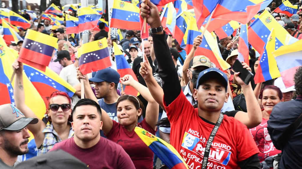 Mobilización a terza feira en Caracas, a capital de Venezuela, a favor de Nicolás Maduro. (Foto: PSUV)