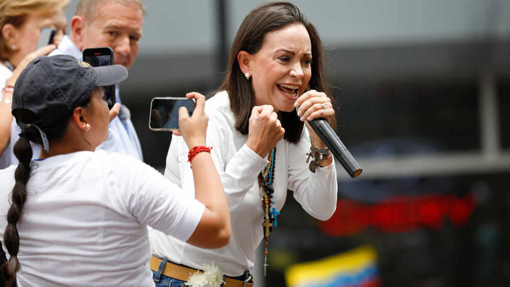 María Corina Machado nunha intervención e Edmundo González en segundo plano. (Foto: Jeampier Arguinzones / DPA vía Europa Press)