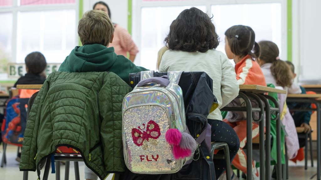 Aulas de Infantil e Primaria superan o límite de 20 ou 25 alumnos que obrigan a reforzar o persoal ou desdobrar os grupos. (Foto: Arxina).