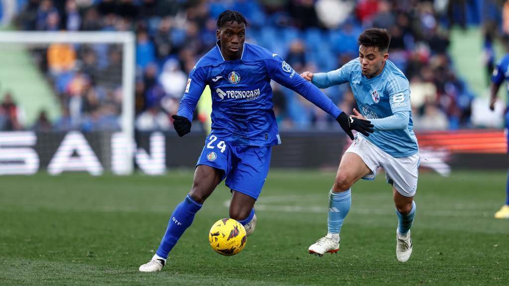 Ilaix Moriba, xogando nas filas do Xetafe nun partido contra o Celta durante a pasada tempada. (Foto: AFP7 / Europa Press)