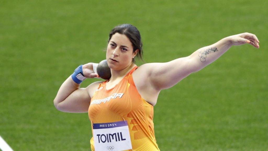 A lanzadora galega Belén Toimil, esta quinta feira, no Stade de France. (Foto: RFEA)