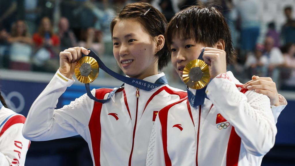 As chinesas Yuxi Chen e Hongchan Quan gañaron a medalla de oro na final feminina de salto sincronizado na plataforma de 10 metros. (Foto: AFP7 / Europa Press).