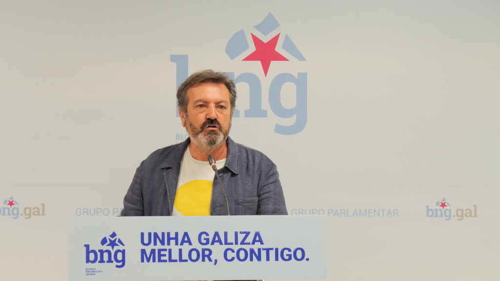 Luís Bará esta sexta feira en rolda de prensa (Foto: Nós Diario).