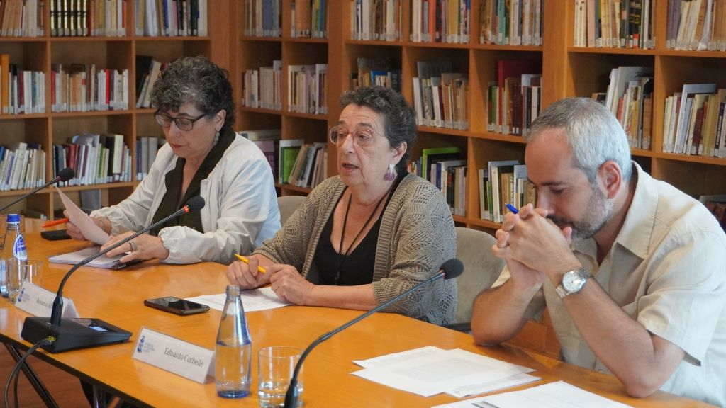 Teresa Nieto, Rosario Alvarez e EduardoCorbelle. (Foto: CCG).