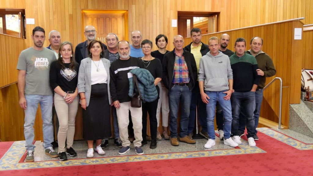 Gandeiros e gandieras dos Ancares este 12 de setembro no Parlamento da Galiza. (Foto: Nós Diario)