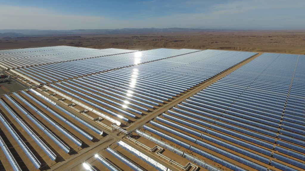 Central eléctrica solar de Noor, en Marrocos. (Foto Overflightstock)