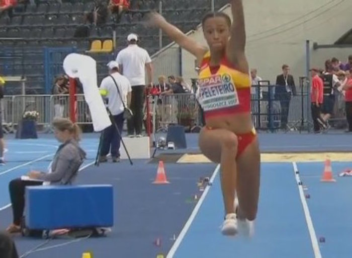 Ana Peleteiro Gana O Bronce De Triplo Salto No Mundial